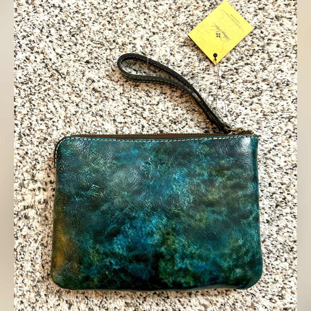 Patricia Nast Cassini Wristlet NWT - Picture 4 of 6